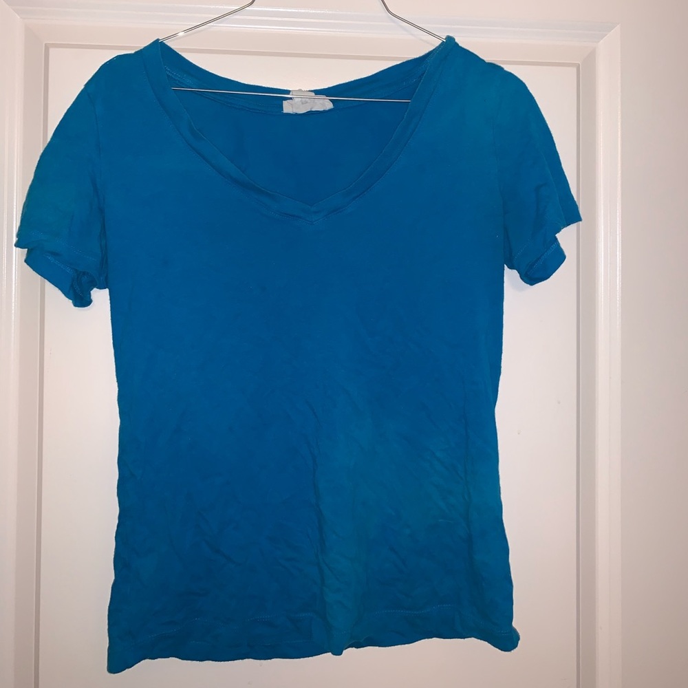 PLAIN SOLID BLUE T-SHIRT